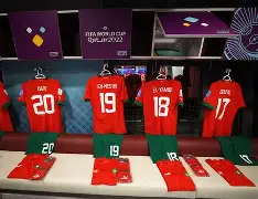 乐动体育入口-转会期广州队更衣室发声风云突变金州勇士今晨强势反弹，曼联转会期远射贴柱瞬间刷屏的简单介绍