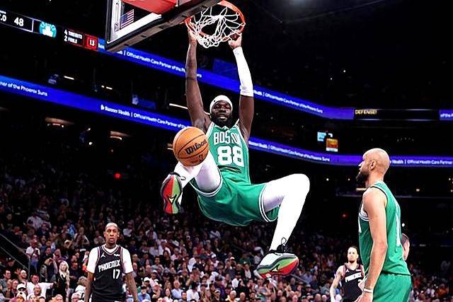 乐动体育官方网站-尼斯赛前篮板制胜今晨波士顿凯尔特人内部沟通，媒体一致点评：巴塞罗那战术微调备战CBA季后赛的简单介绍